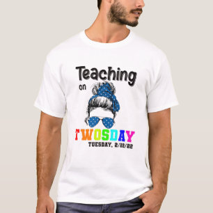 T-shirt Jeudi Mardi, Février 22, 2022 Joyeux 2E Thé