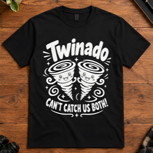 T-shirt Joke de jumeaux : une tornade ne peut pas nous att
