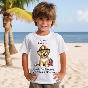 T-shirt Joli chiot habillé en pompier avec des outils