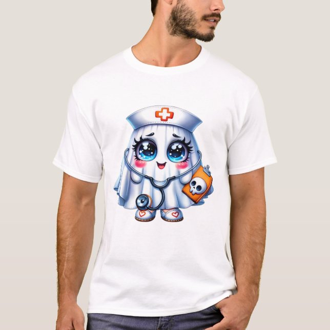 T-shirt Joli fantôme d'Halloween dans un uniforme d'infirm (Devant)