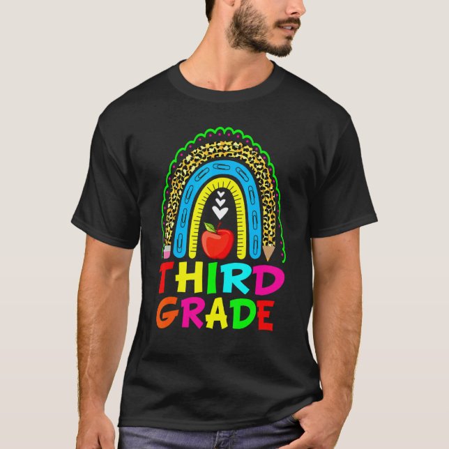 T-shirt Joli Léopard Arc-en-ciel Enseignant de Troisième A (Devant)