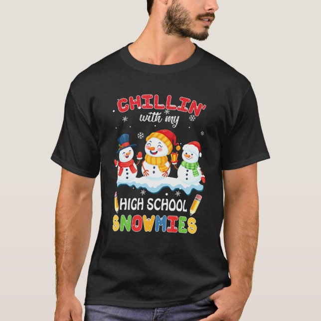 T-shirt Joli Noël Chillin' Avec Mon Lycée Snowmi (Devant)