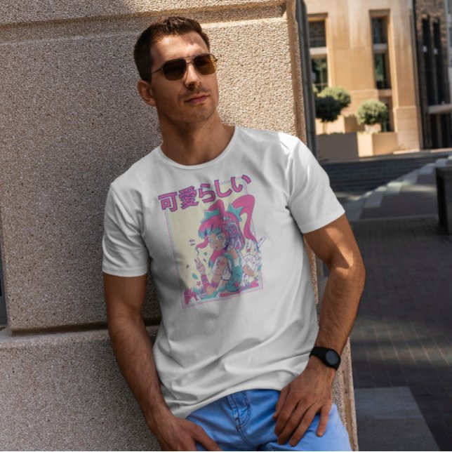 T-shirt Jolie Anime Girl Avec Jouets Plushie (Créateur téléchargé)