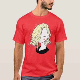 T-shirt Jolie fille courte coiffure pleine blonde