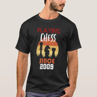 T-shirt Jouer aux échecs depuis 2009