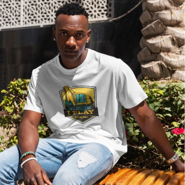 T-shirt Jouer avec les gros outils (Créateur téléchargé)