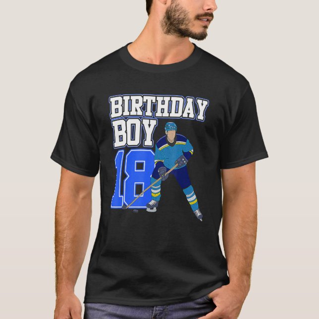 T-shirt Joueur de hockey sur glace 18e anniversaire Joueur (Devant)