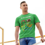 T-shirt Joueur entraîneur de football drapeau Personnalisé<br><div class="desc">Soyez heureux de votre équipe préférée ou de votre joueur favori ou créez un cadeau personnalisé pour l'entraîneur de football du drapeau lorsque vous ajoutez votre propre texte à ce t-shirt. Ce tee graphique présente des illustrations d'un football et un assortiment coloré de ceintures de drapeau avec votre message en...</div>