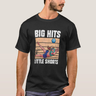 T-shirt Joueuse De Volley-Ball Femen Avec De Gros Frappes