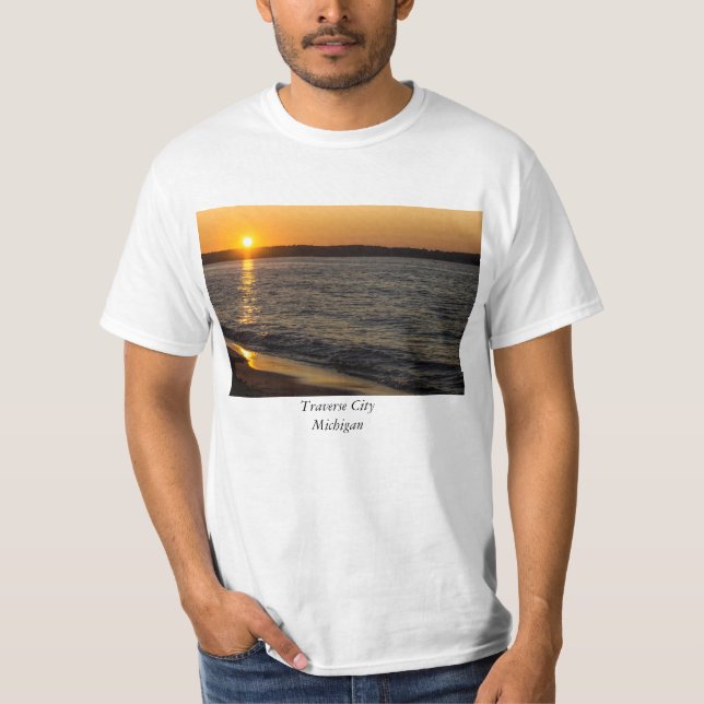 T-shirt Jour de fin à Traverse City (Devant)
