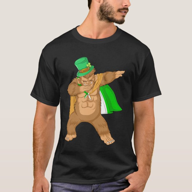 T-shirt Jour de la Saint Patrick à gros pieds (Devant)