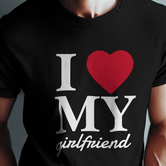 T-shirt Jour des Valentines J'aime ma petite amie | Petit  (Show your love in style with our "I Love My Girlfriend" T-shirt—the perfect way to wear your heart!)