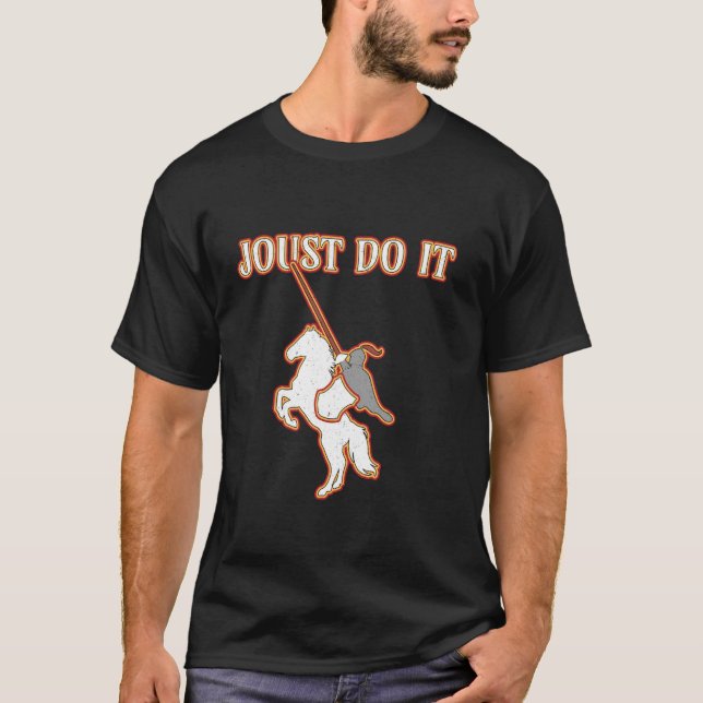 T-shirt Jouter le faire drôle chevalier cheval médiéval Jo (Devant)