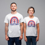 T-shirt Joyeux 4 juillet blanc rouge et bleu Boho design<br><div class="desc">Joyeux design de texte 4 juillet moderne dans un design patriotique boho rouge,  blanc et bleu.</div>