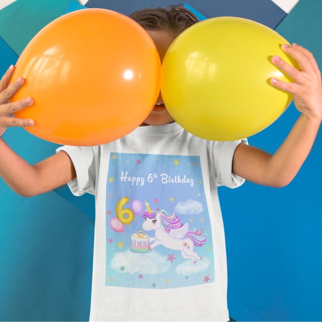 T-Shirt Joyeux 6 Anniversaire Unicorne avec gâteau d'anniv (Créateur téléchargé)