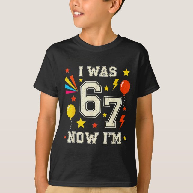 T-shirt Joyeux Anniversaire 7 Ans J'avais 6 Ans Maintenant (Devant)