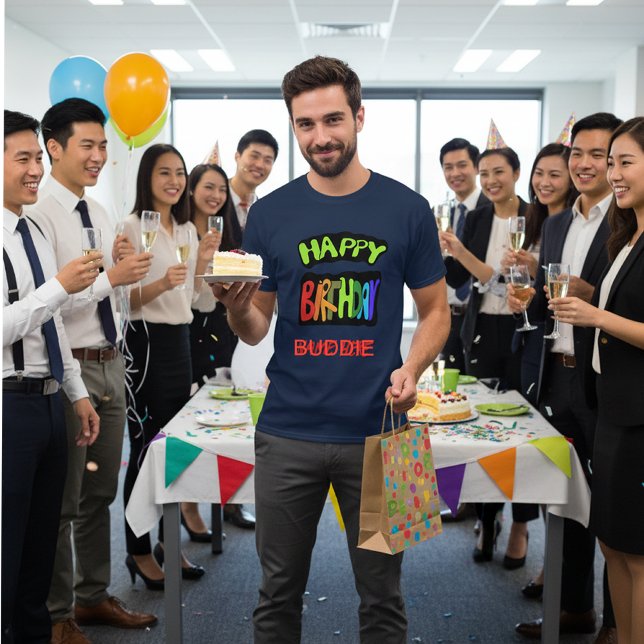 T-shirt Joyeux anniversaire avec nom personnalisé (Surprise!)