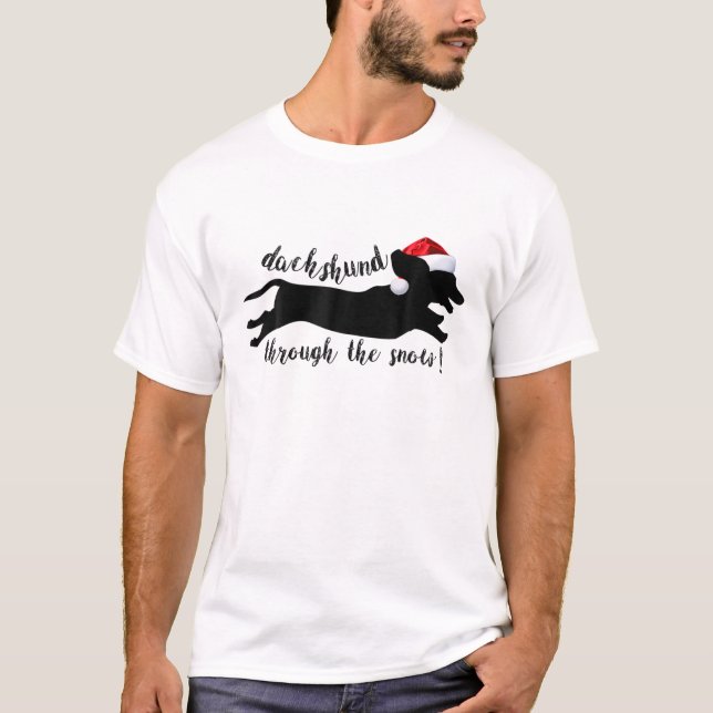 T-shirt Joyeux Chien De Noël À Travers La Neige (Devant)