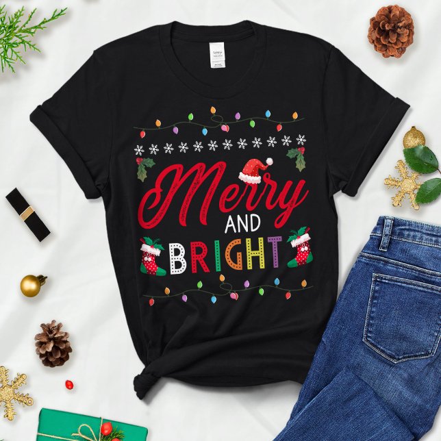 T-shirt Joyeux et lumineux - Tee de Noël - Noël en famille (Créateur téléchargé)
