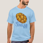 T-shirt Joyeux Jours de Challah Pain de Fête Hanoukka Chan<br><div class="desc">Il présente une illustration originale d'une miche de pain d'allah tressé, avec HAPPY CHALLAH DAYS dans une police amusante. Parfait pour Hanoukka ! Cette illustration de vacances est également disponible sur d'autres produits. Ne vois-tu pas ce que tu cherches ? Vous avez besoin d'aide pour la personnalisation ? Contactez Rebecca...</div>