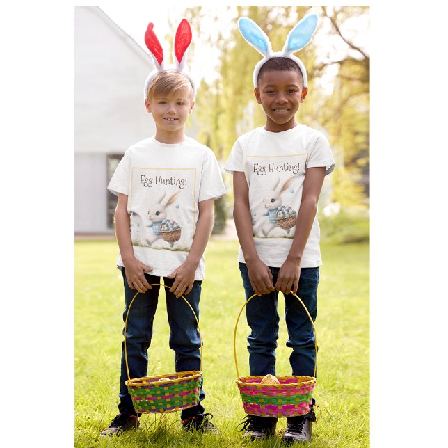 T-shirt Joyeux pâques, lapin de Pâques marchant avec des o (Créateur téléchargé)