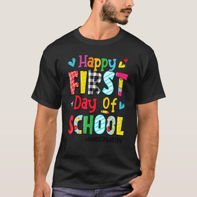 T-shirt Joyeux Premier Jour De L'École Maternelle Retour À (Devant)