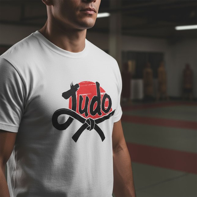 T-shirt Judo Brush Script and Black Belt – Rising Sun (Créateur téléchargé)