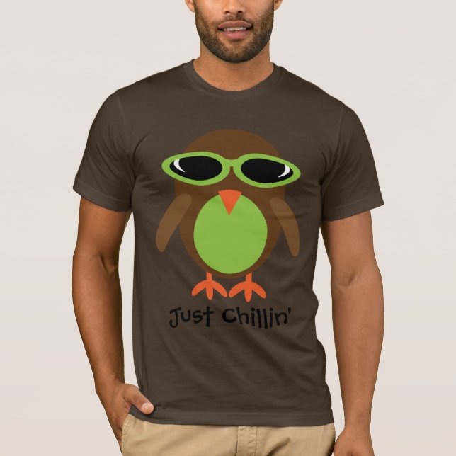 T-shirt Juste hibou de Chillin avec des nuances (Devant)