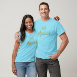 T-shirt Juste marié Gold Foil Typographie Chemise<br><div class="desc">Juste marié Gold Foil Typography Shirt pour un nouveau marié sur sa lune de miel.</div>
