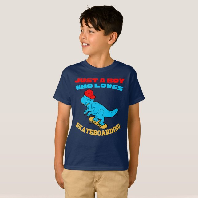 T-shirt Juste un garçon qui aime le skateboard (Devant entier)