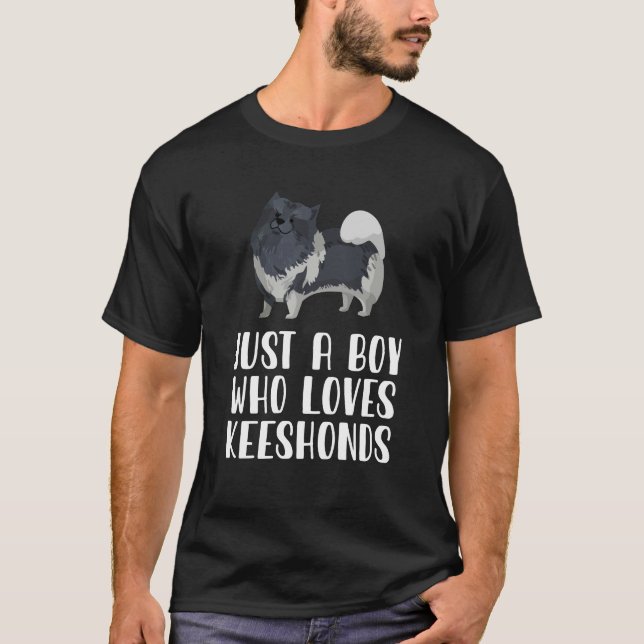 T-shirt Juste Un Garçon Qui Aime Les Keeshones (Devant)