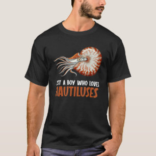 T-shirt Juste un garçon qui aime Nautilus Nautilus