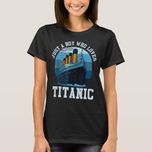 T-shirt Juste Un Garçon Qui Aime Titanic Classic Ship
