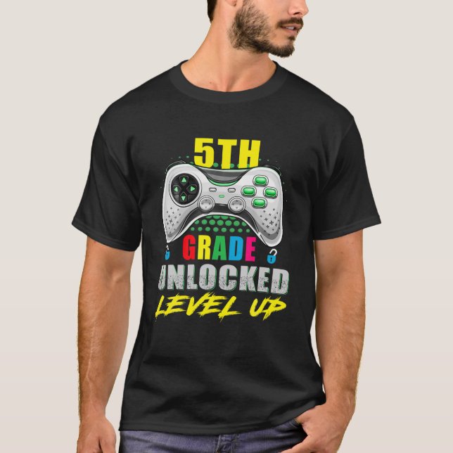 T-shirt Juste Un Jeu De Plus - Cinq Minutes De Contrôleur  (Devant)