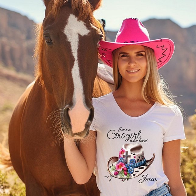 T-shirt Juste une cowgirl qui aime le jésus (Créateur téléchargé)