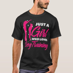 T-shirt juste une fille qui aime l'entraîneur pour chien