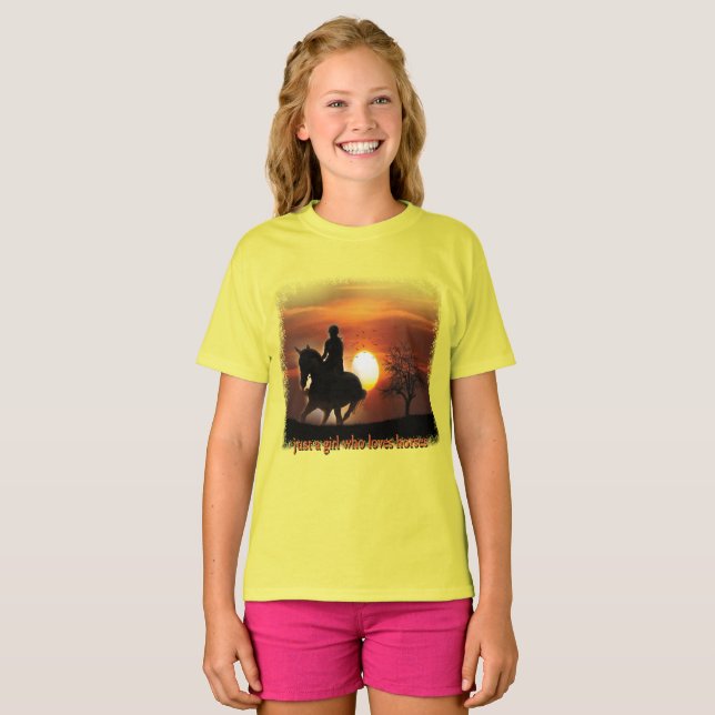 T-shirt juste une fille qui aime les chevaux (Devant entier)