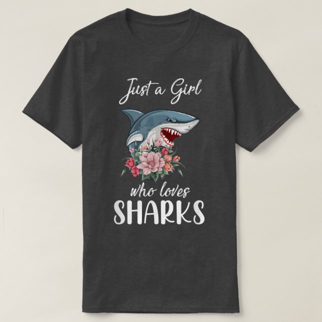 T-shirt Juste une fille qui aime les requins 485 (Design devant)