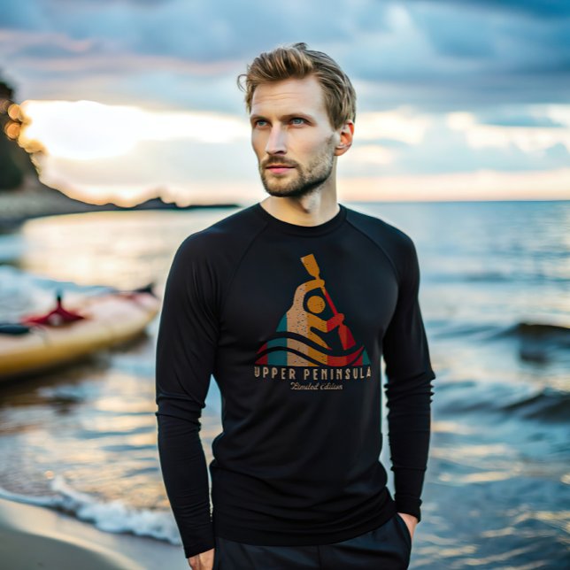T-shirt Kayak de la haute péninsule (Créateur téléchargé)