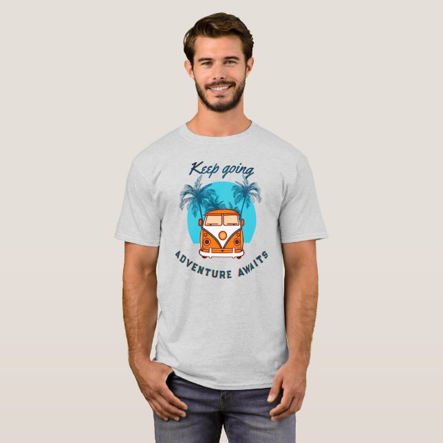 T-shirt "Keep Going Adventure Awaits" – Van rétro (Devant entier)