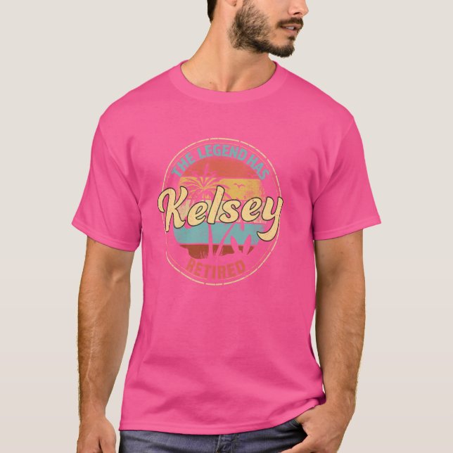 T-shirt Kelsey Legend A Retraité Personnalisé La Retraite (Devant)
