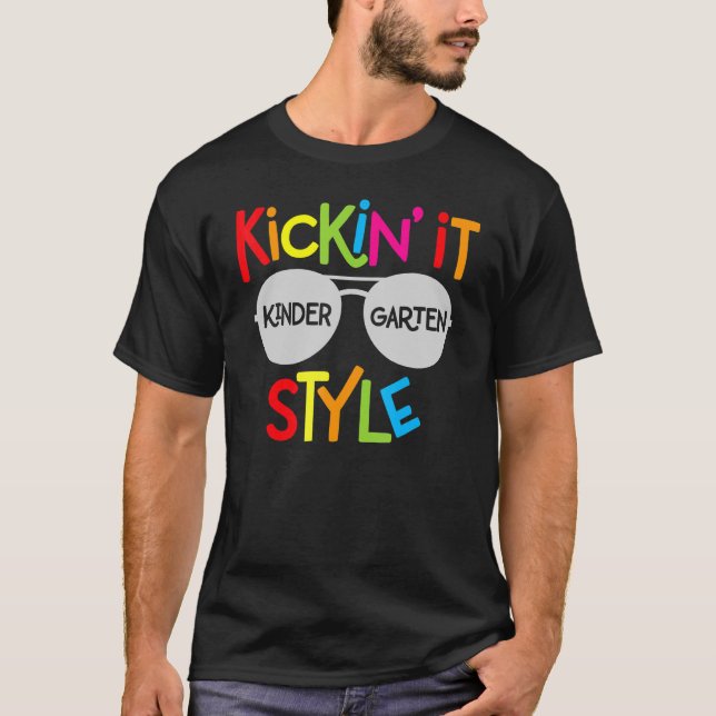 T-shirt Kickin It Pre K Style Fun (Devant)