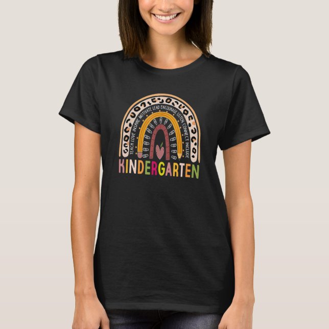 T-shirt Kindergarten Rainbow Girls Boys Teacher Team Kinde (Devant)
