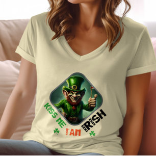 T-shirt Kiss Me, I am Irish - Leprechaun's Scavenger Hunt