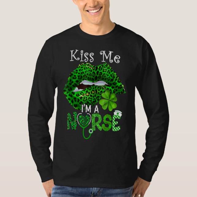 T-shirt Kiss Me I M'A Nurse Leopard Lips Shamrock St Patri (Devant)