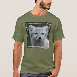 T-shirt Kit de Fox arctique des images   de Getty