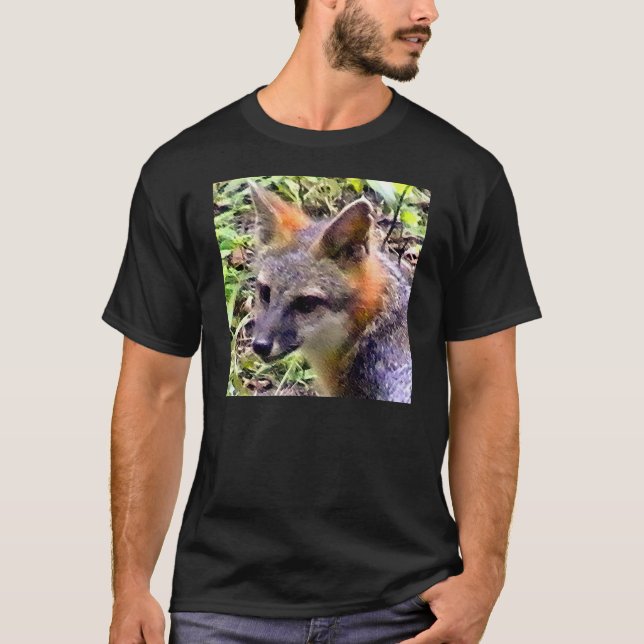 T-SHIRT KIT DE RENARD JOUANT DANS LA BROSSE (Devant)