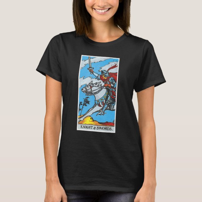 T-shirt Knight Templar Knight Of Swords Occult Tarot Card  (Devant)