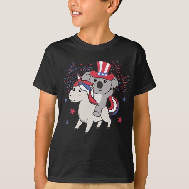 T-shirt Koala Avec Unicorne Pour Le 4 Juillet Feu D'Oeuvre (Devant)