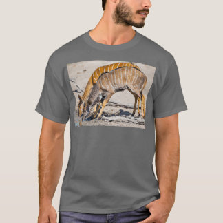 T-shirt Kudu drinking long